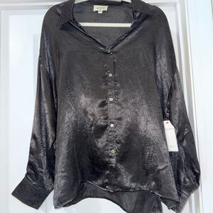 NWT Aura Shimmering Black Buttonup